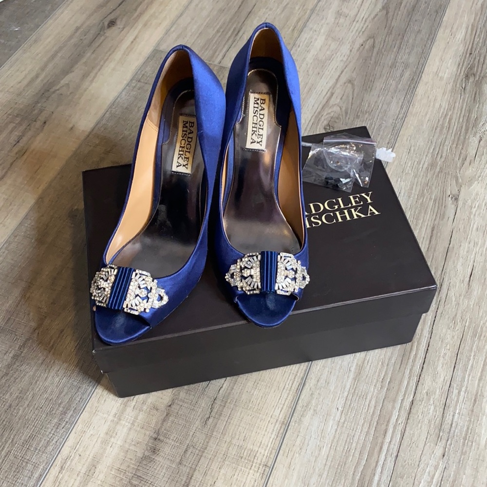 Badgley Mischka navy satin jeweled heels